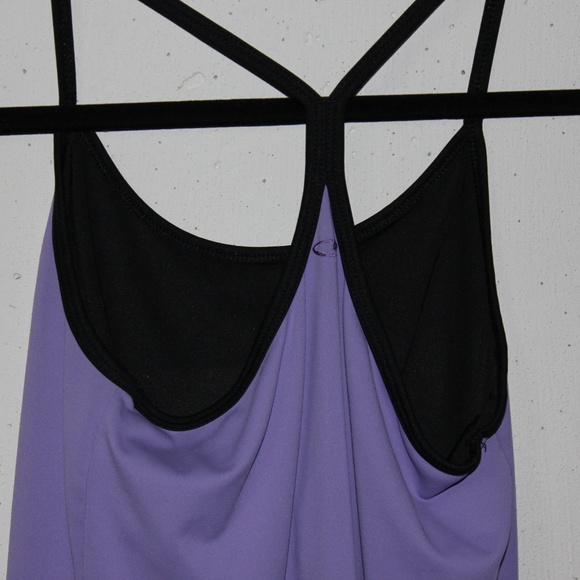 Champion Work out Tank - Picture 4 of 4